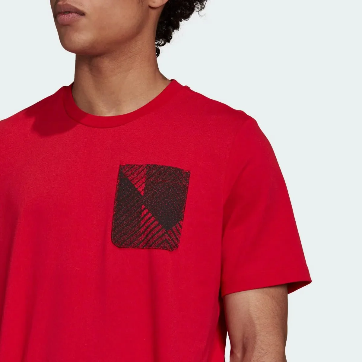 Adidas 2021-22 Manchester United Street Tee - Red - Image 4