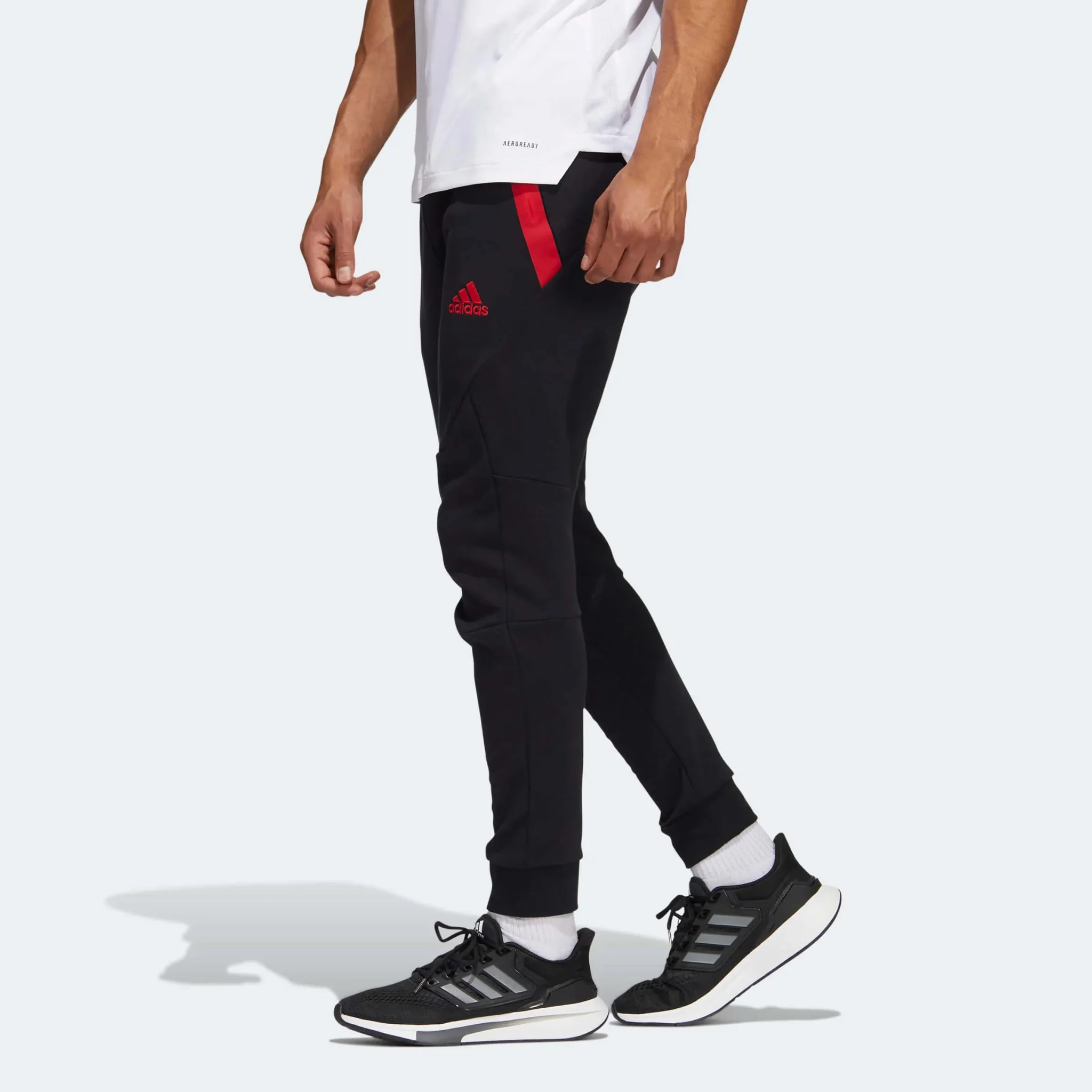 adidas 2022-23 Manchester United Travel Pants - Black-Red - Image 3