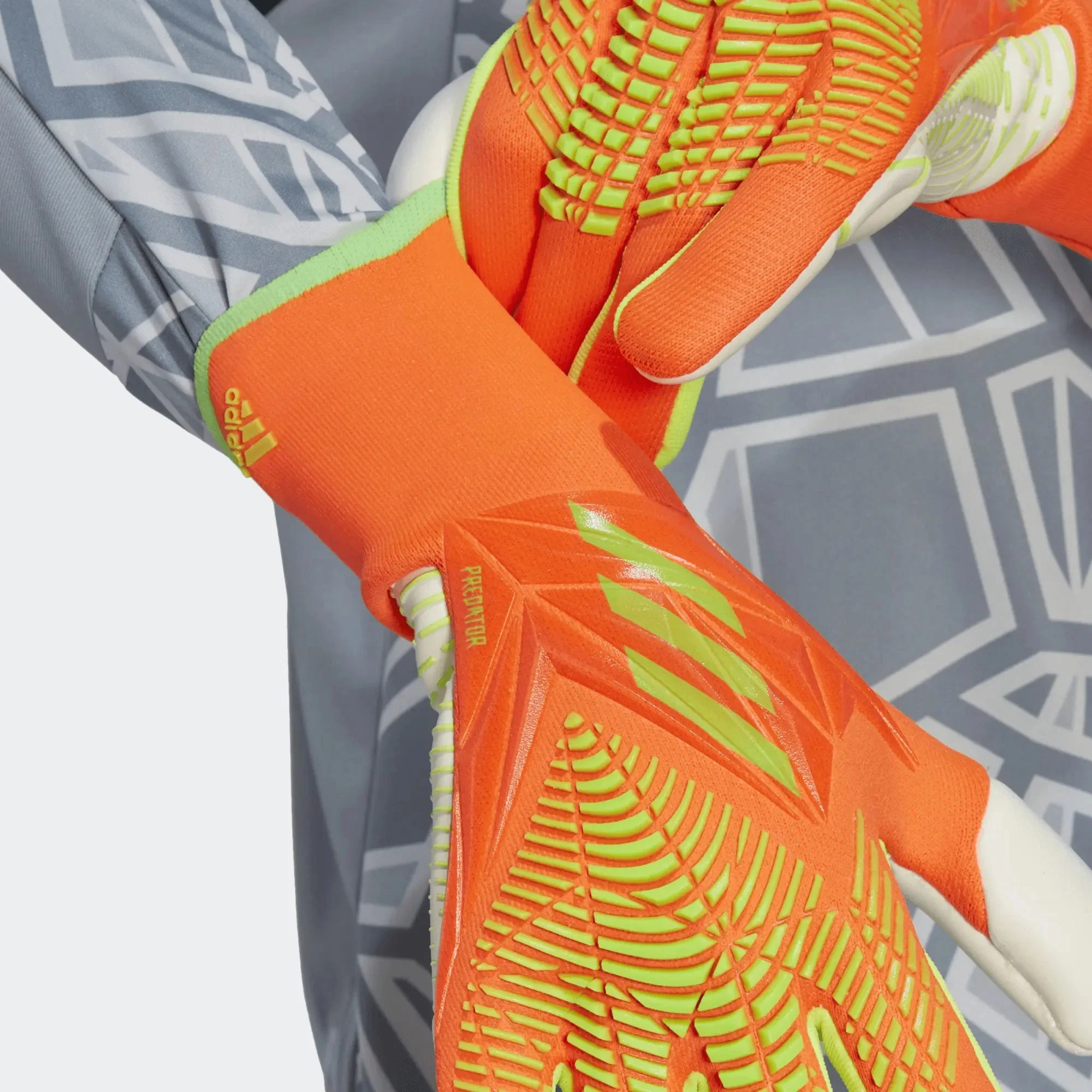adidas Predator Edge GL Pro Goalkeeper Gloves - Solar Red-Solar Green - Image 4