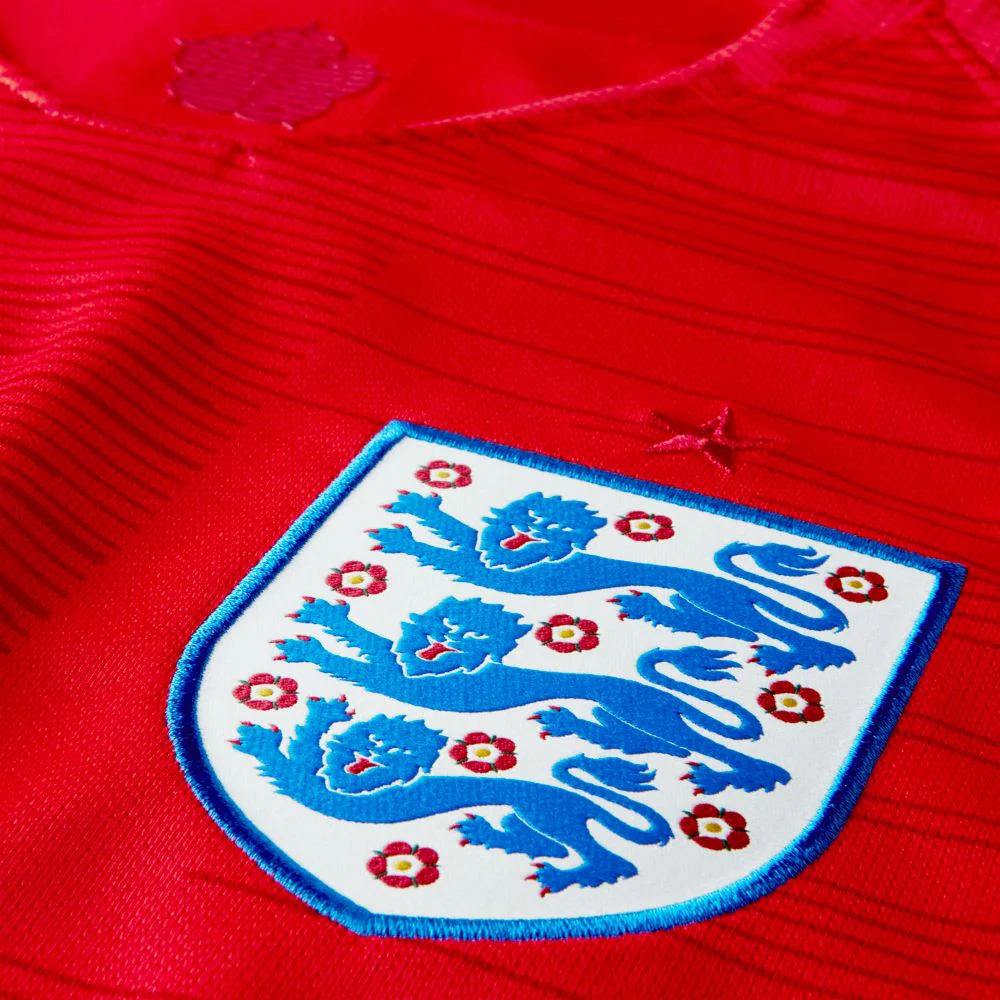 Nike 2018 England Women's Away Jersey - Red - Image 3