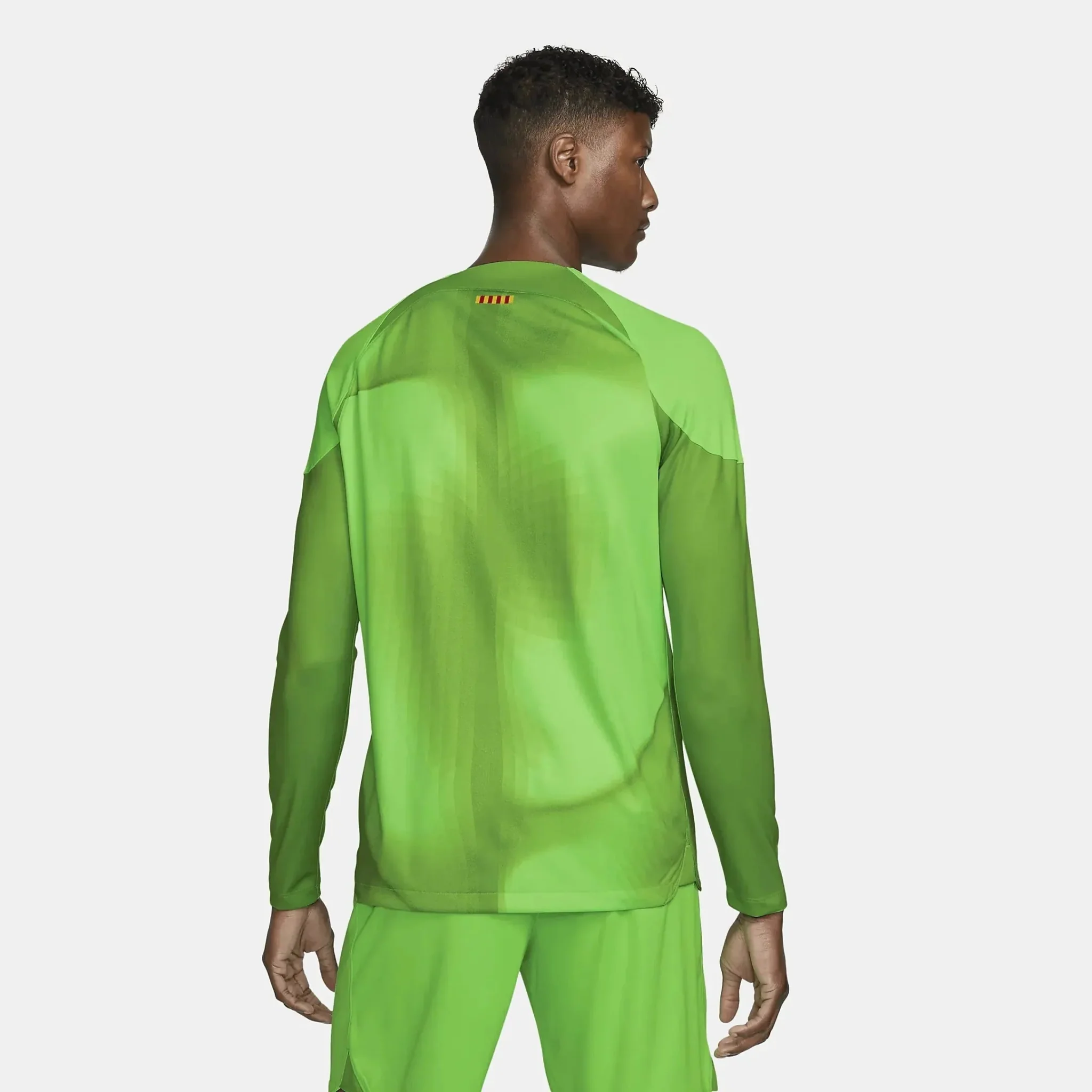 Nike 2022/23 Barcelona Goalkeeper Stadium Jersey Green - Image 2