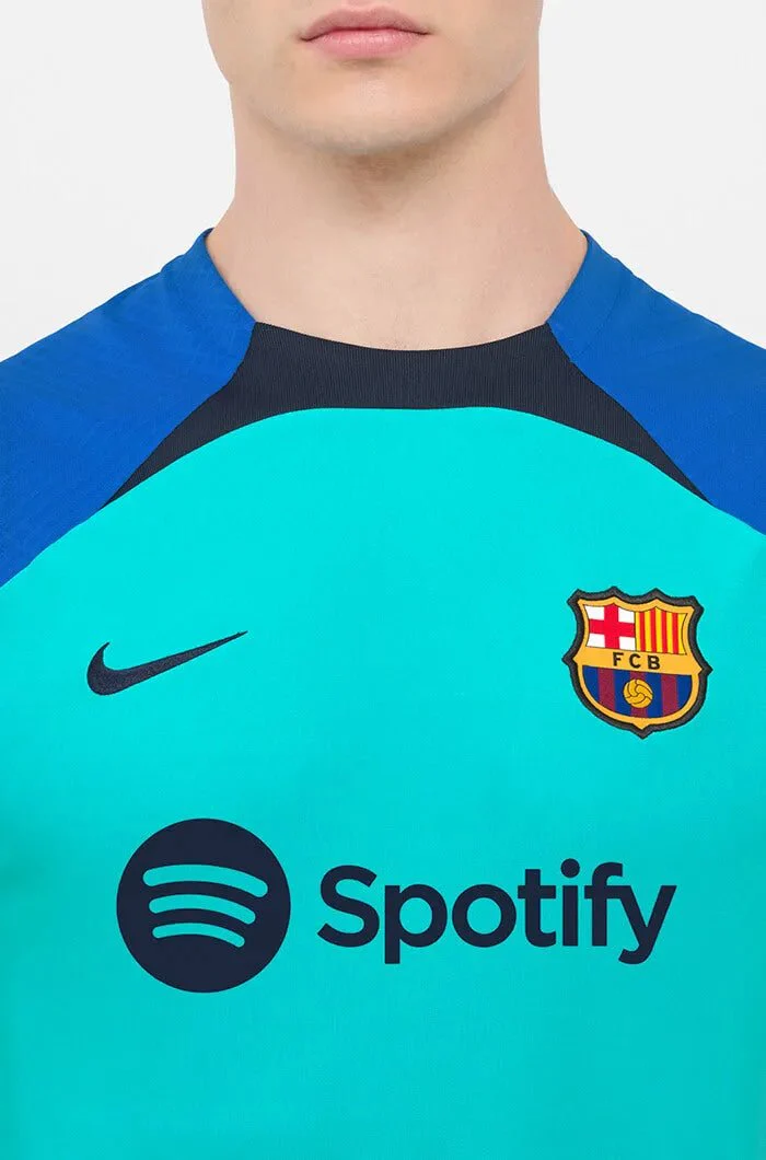 Nike 2022-23 FC Barcelona Sleeveless Strike Top - Aqua-Signal Blue - Image 4