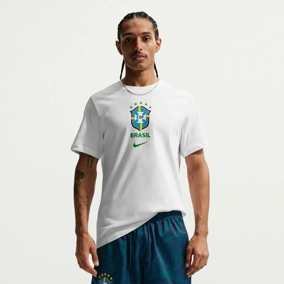 Nike 2026 Brazil Men's Crest Tee
