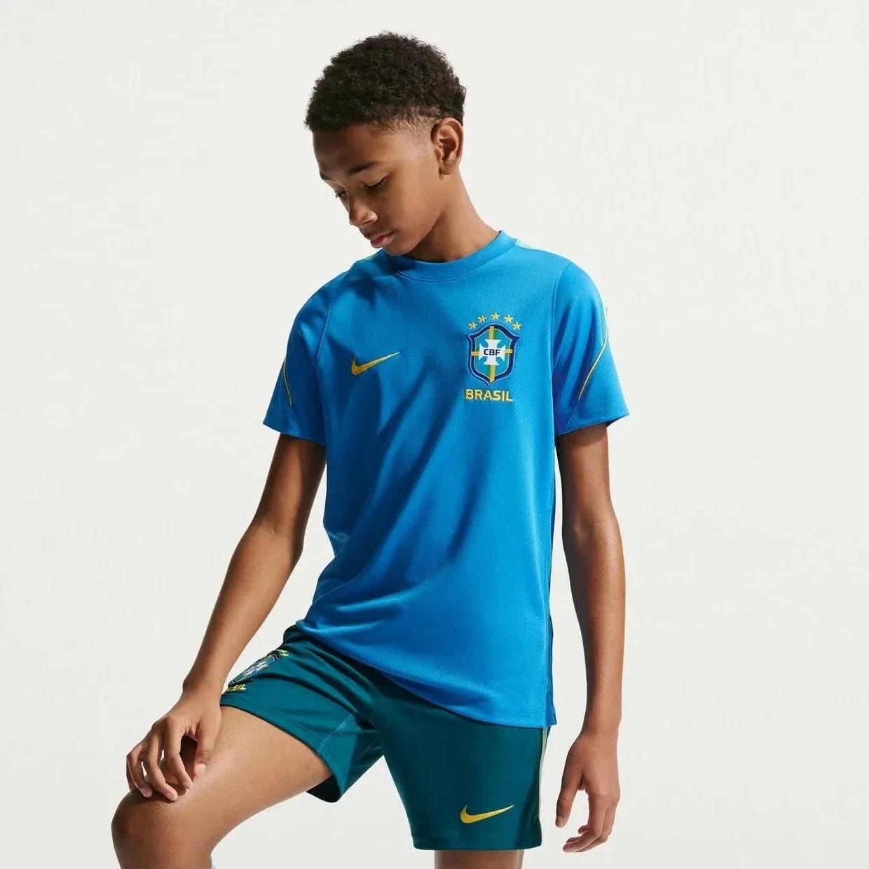 Nike 2026 Brazil Youth Strike Top