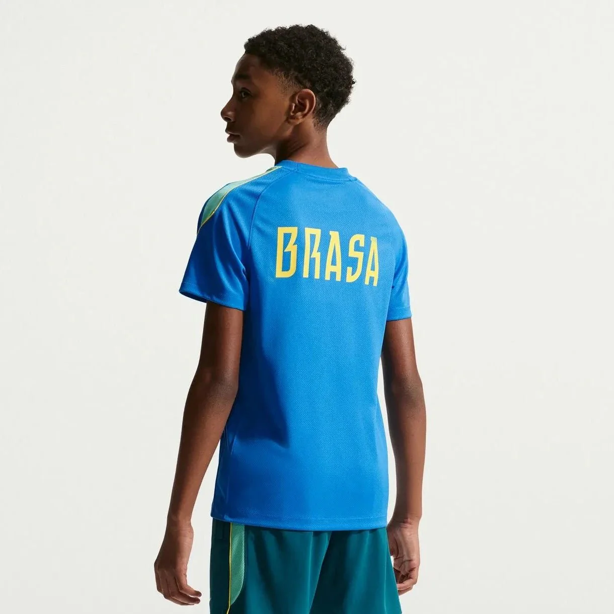 Nike 2026 Brazil Youth Strike Top - Image 2