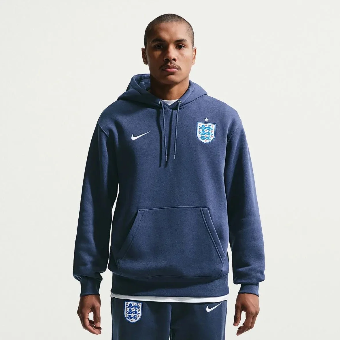 Nike 2026 England Men's Club Pullover Hoodie