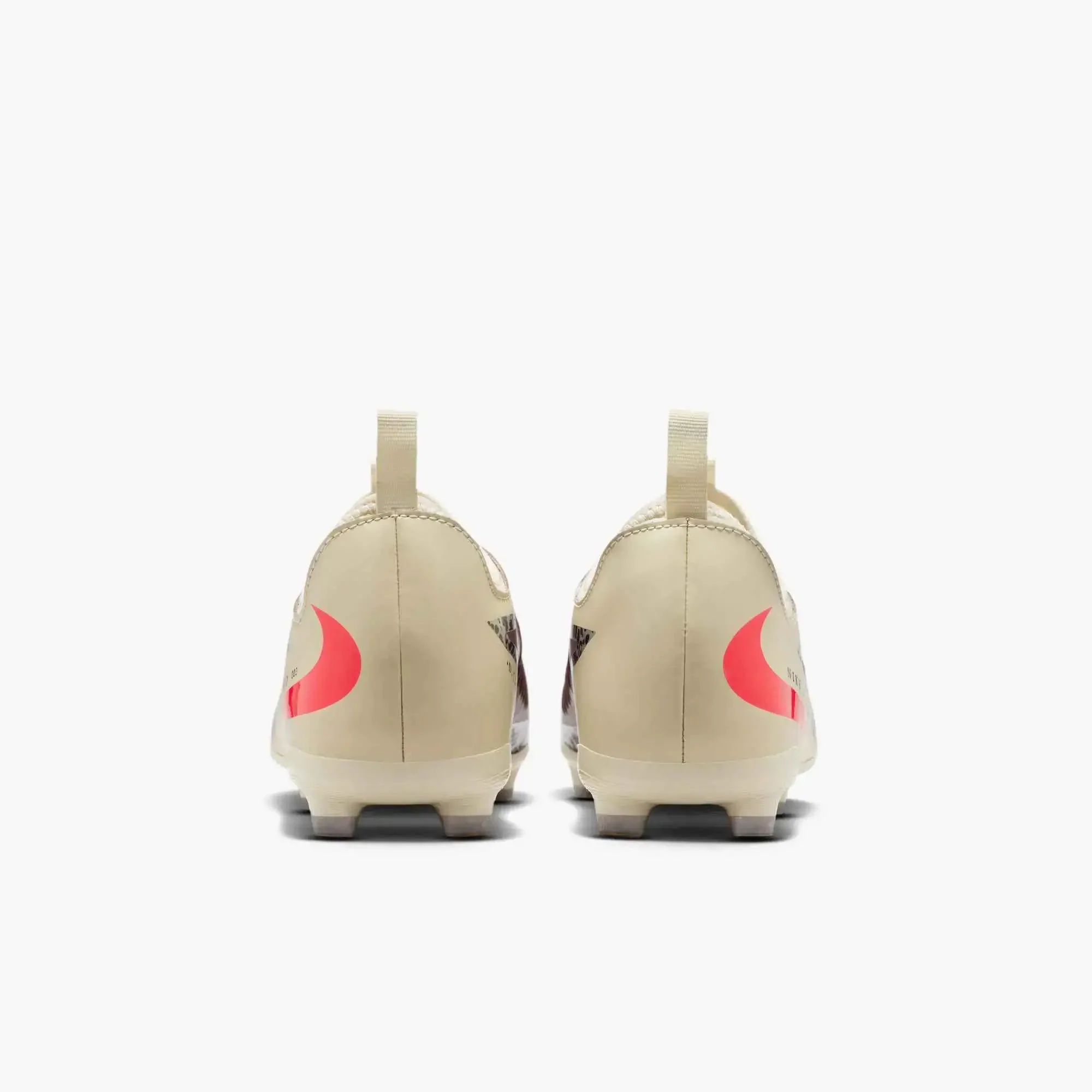 Nike Junior Phantom 6 Low Academy NU3 Firm/Multi Ground Soccer Cleats - United NU3 Pack (SU26) - Image 6