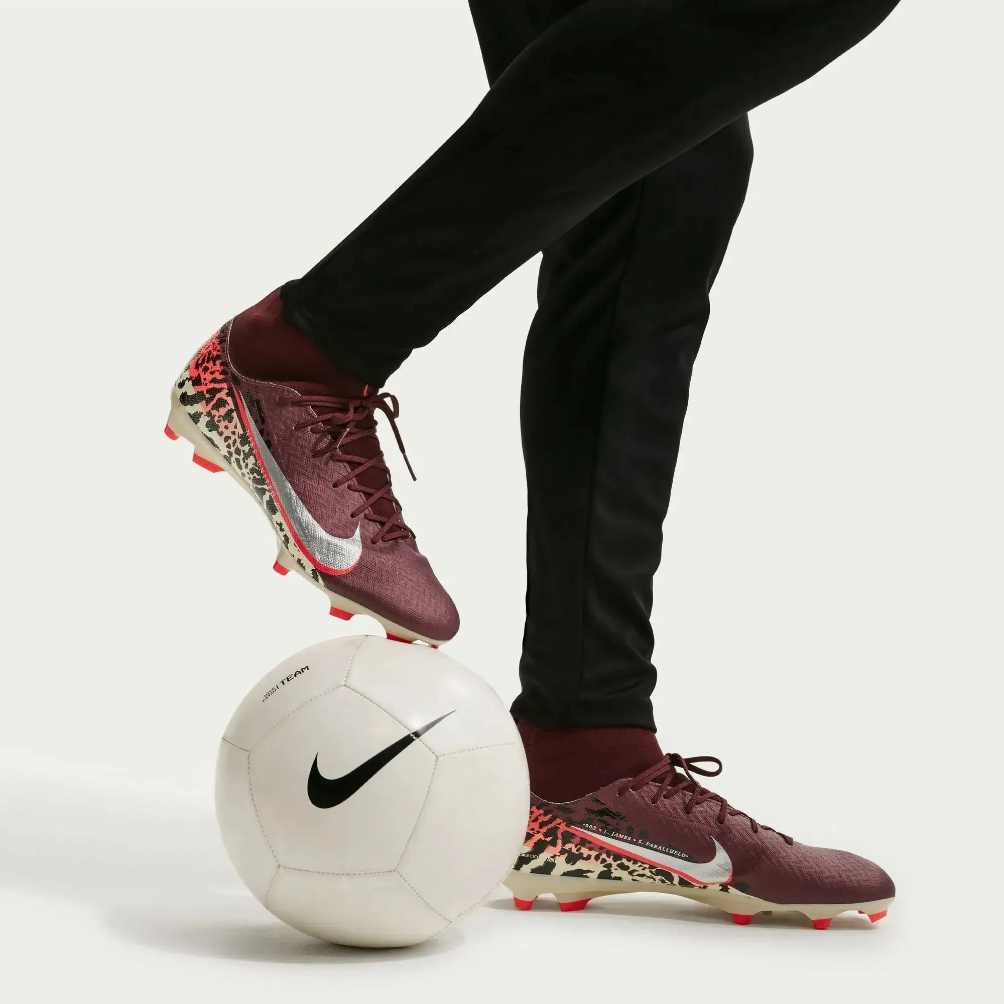 Nike Zoom Superfly 10 Academy NU3 Firm/Multi Ground Soccer Cleats - United NU3 Pack (SU26) - Image 10
